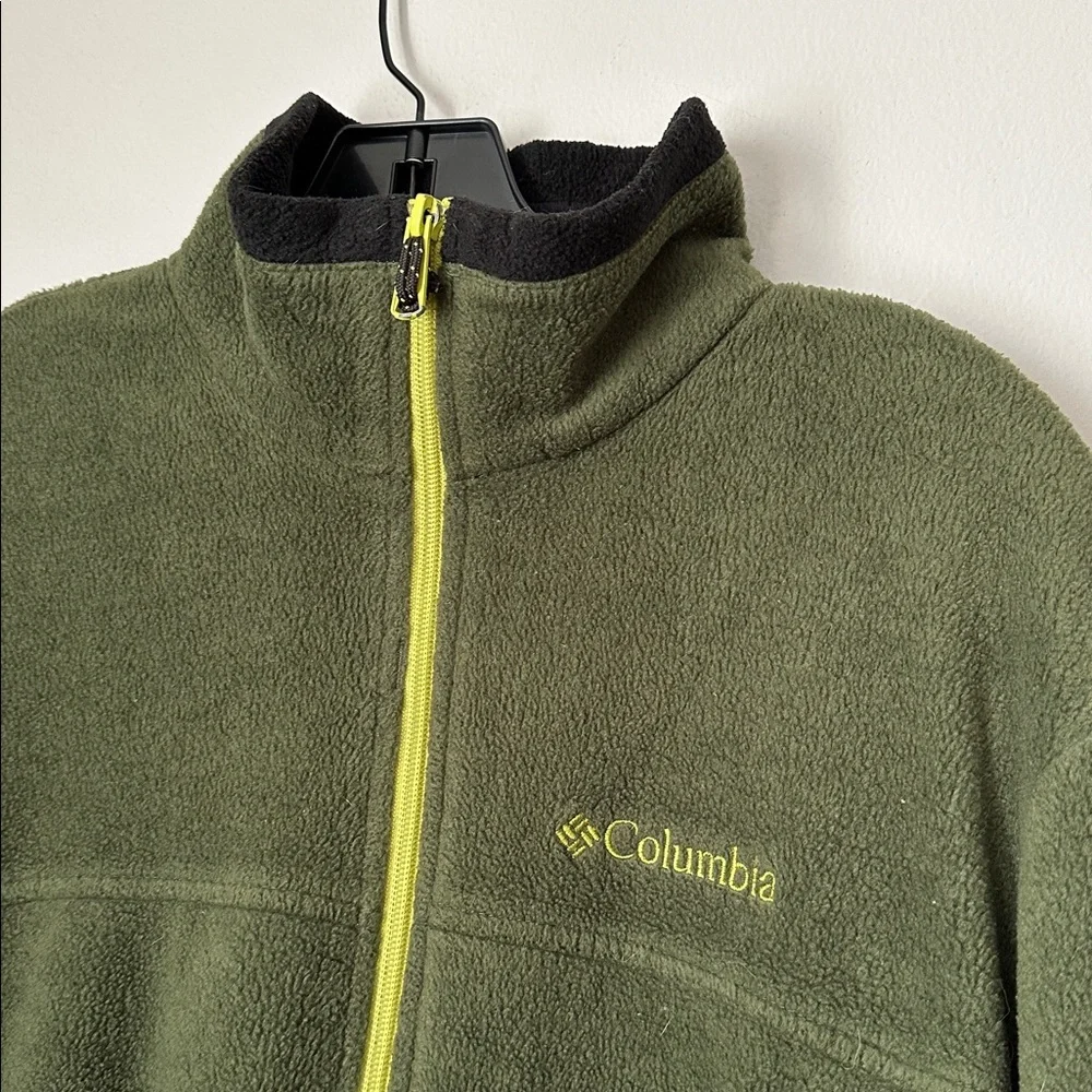 Columbia Olive and Black Fleece Jacket size L
